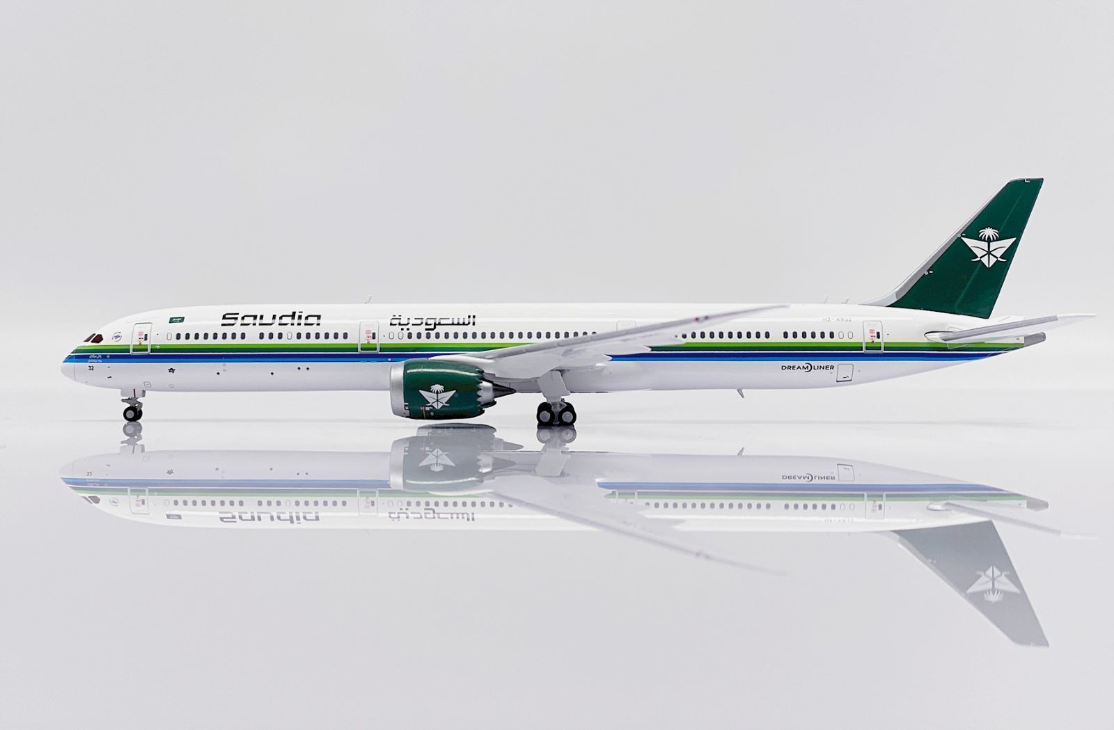 Jcwings サウディア 787-10 HZ-AR32 1|400 XX40186
