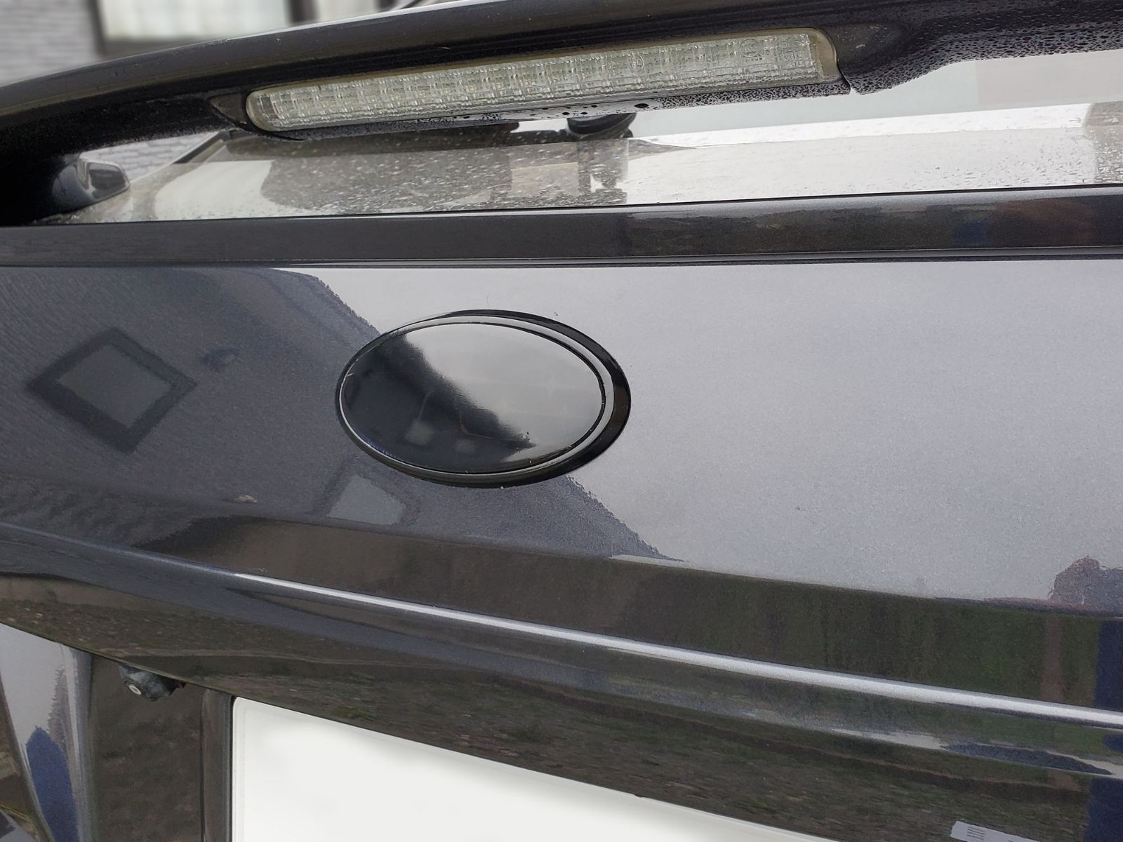 Tint+再利用Ok エンブレム スモークフィルム(ブラックスモーク)レガシイB4 BM9/BMG/BMM 後期 D/E/F型 BMレガシー レガシィ
