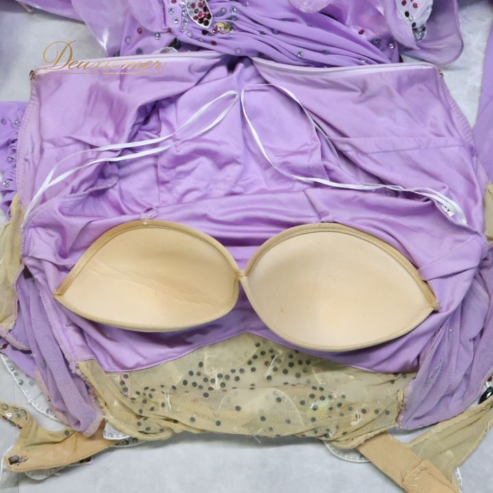 女性らしい 柔らかい