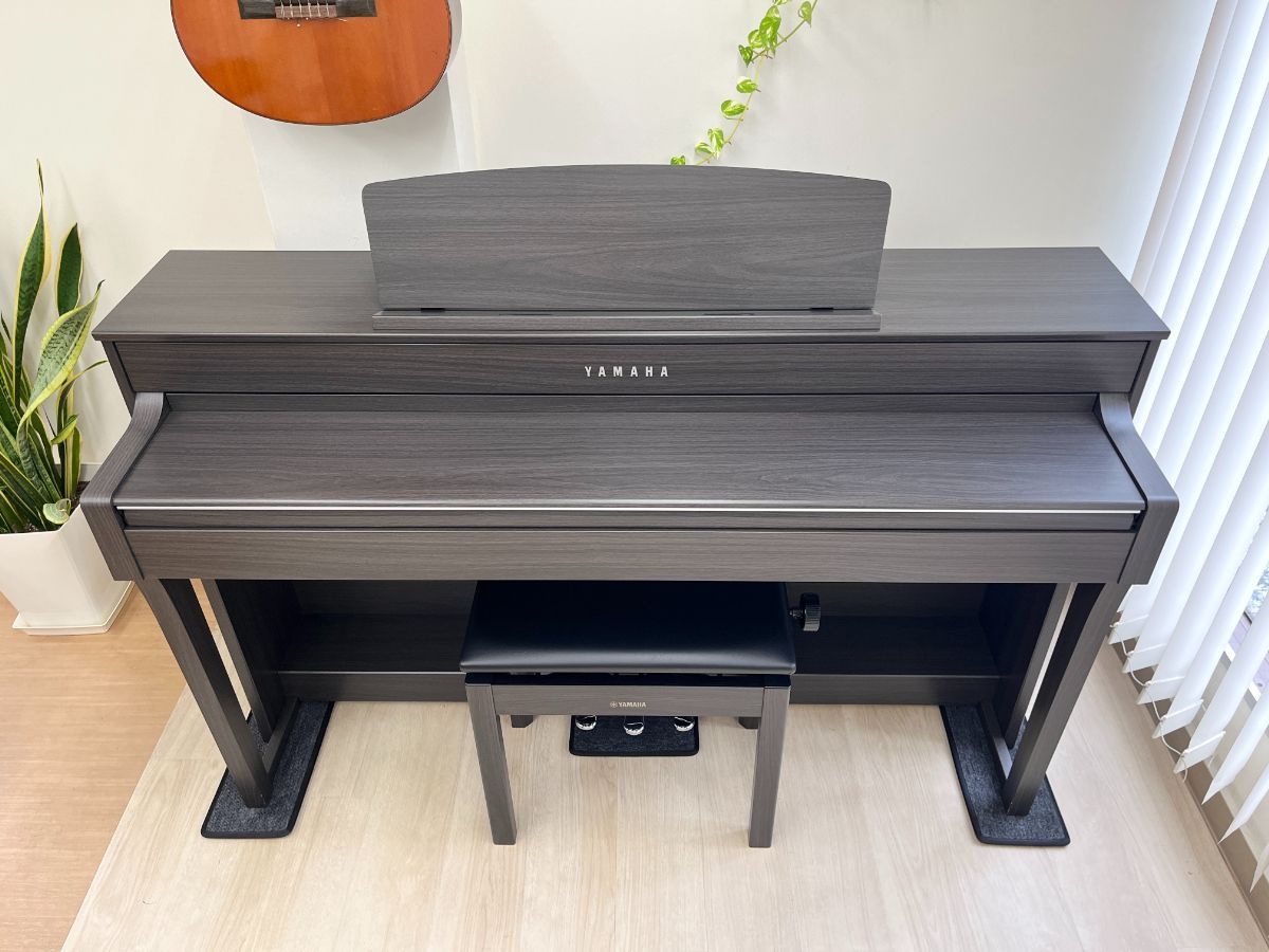 在庫処分 メンテナンス＆クリーニング済み ヤマハ CLP-645DW ダークウォルナット調 2019年製 電子ピアノ 88鍵盤 木製鍵盤 千葉 東京 神奈川 埼玉 愛知 電子ピアノ専門店の配送設置込