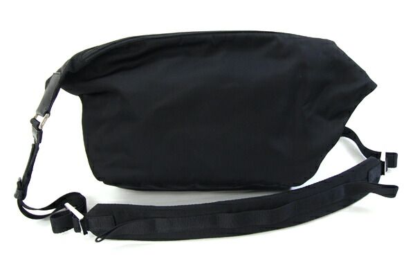 プラダ ボディバッグ 2VH038 ブラック ナイロン