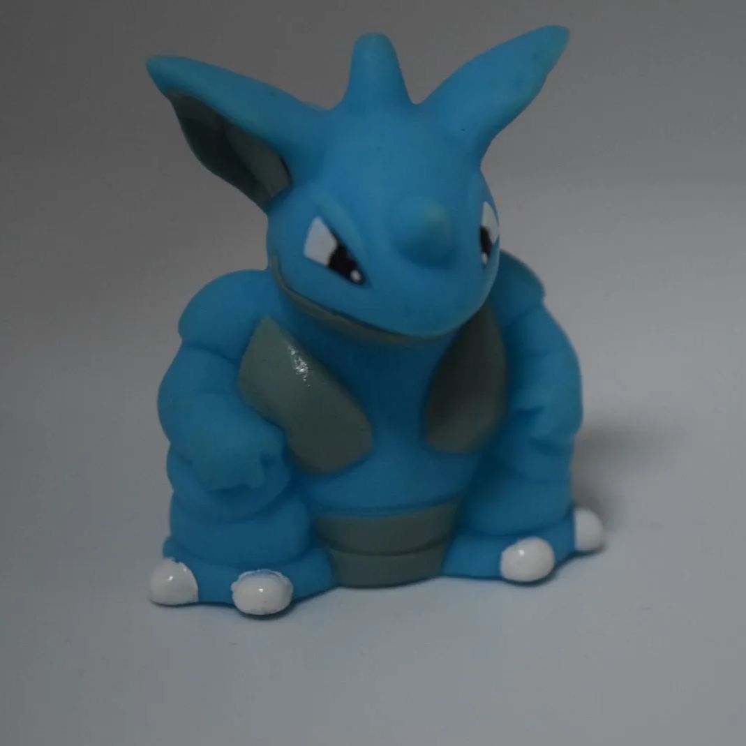 ポケモン　ソフビ指人形 ニドクイン 指人形 ポケモンキッズ ソフビ人形 ポケモン - メルカリ