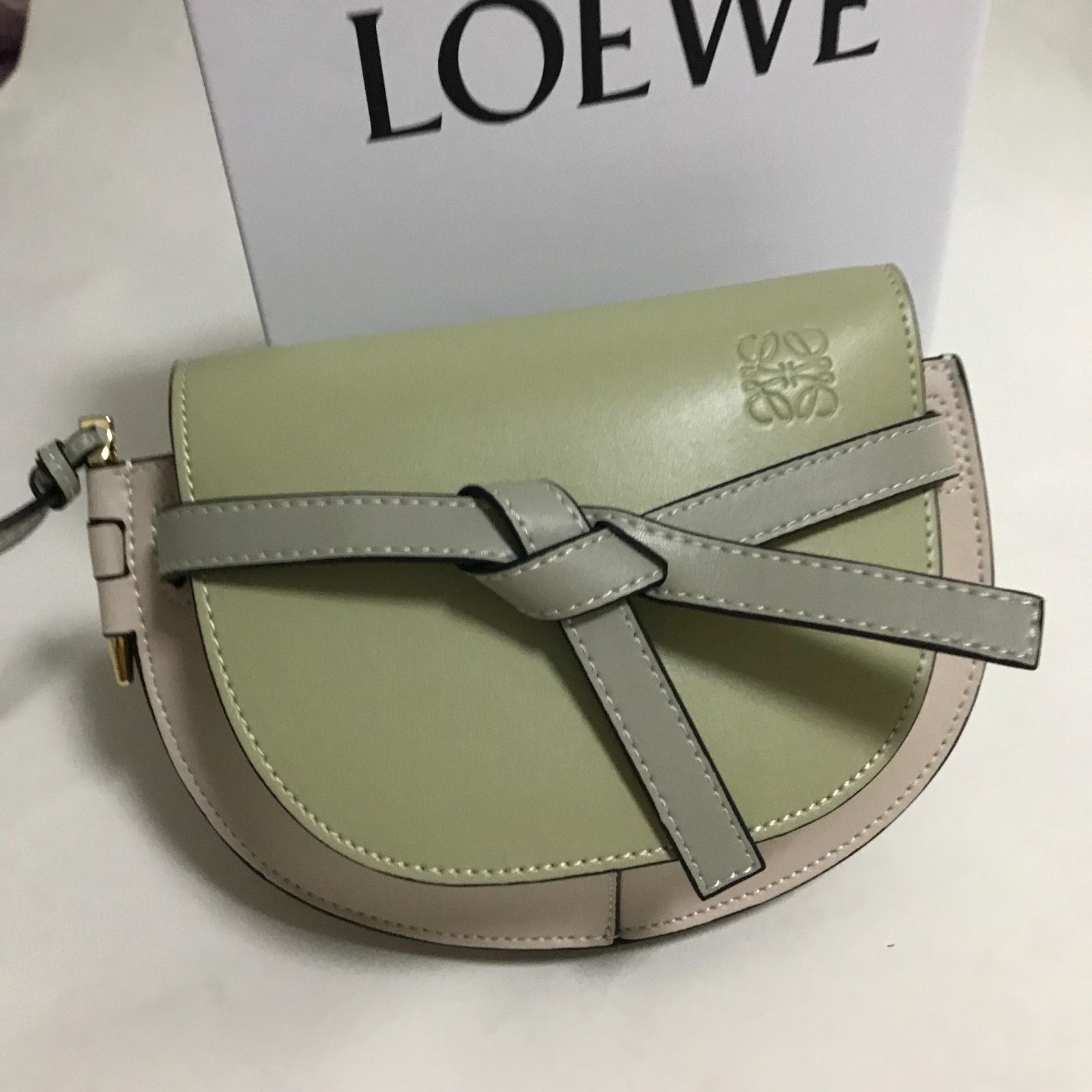 LOEWE ロエベ ゲート ショルダーバッグ 美品 - メルカリ