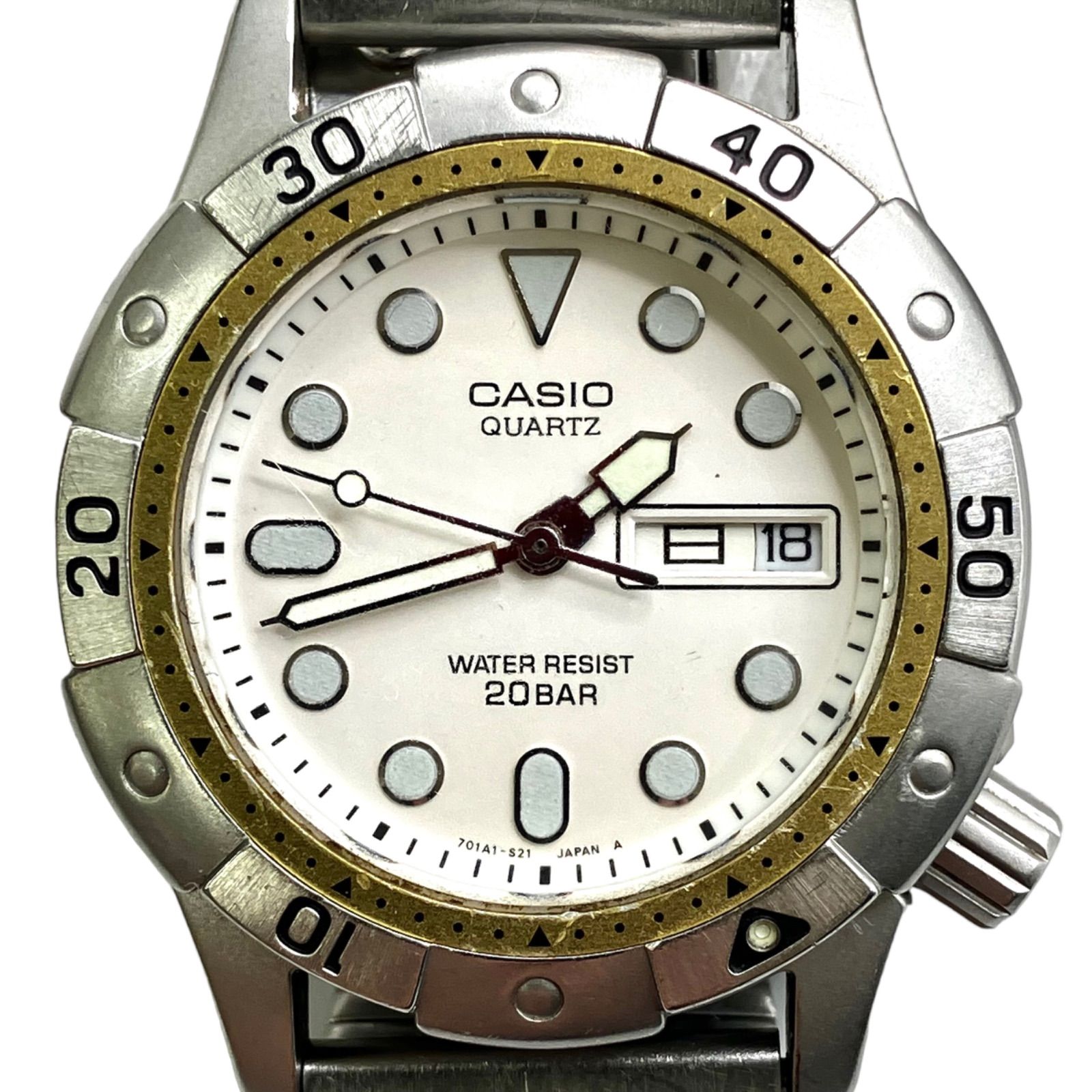 最大54％オフ！ CASIO QUARTZ WATER RESIST 20 BAR 腕時計