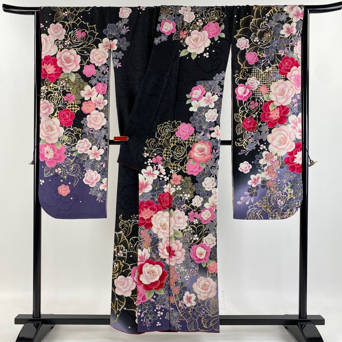 ≪美品≫振袖【395】【155㎝〜165㎝の方用】 振袖 身丈157.5cm 裄丈68cm L 袷 牡丹 桜 金銀彩 銀通し 黒 正絹