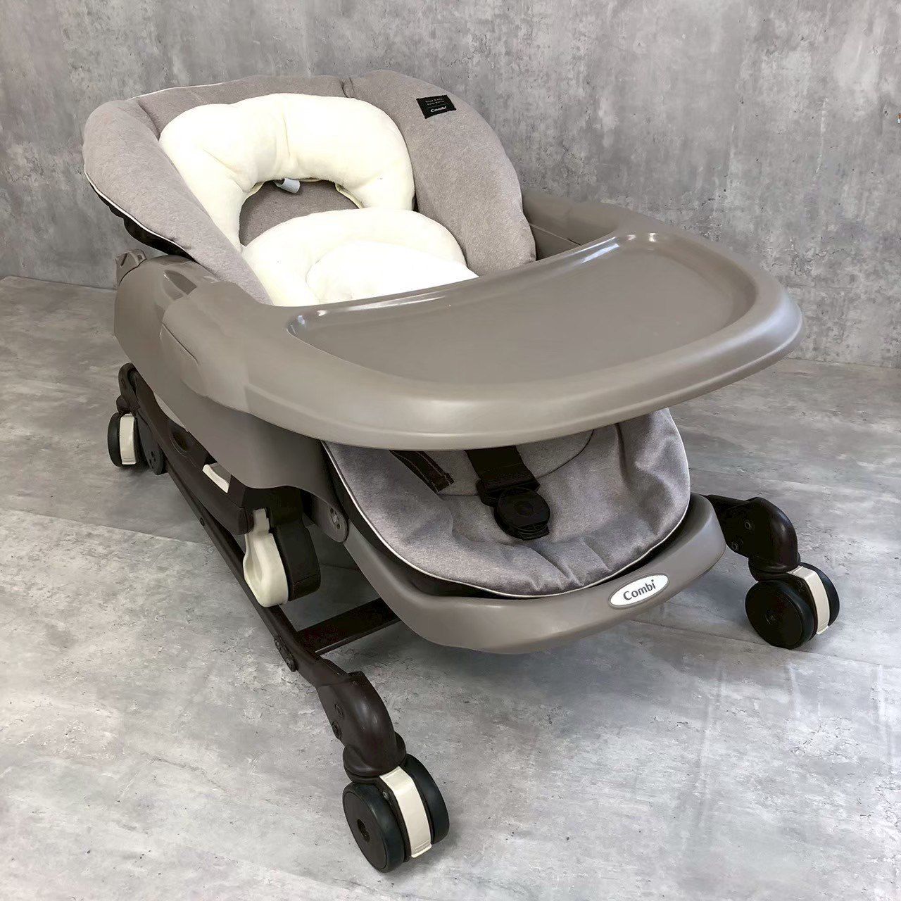 Combi NEMURIRA BEDi セール中 ネムリラ スゥイング ベッド チェアー