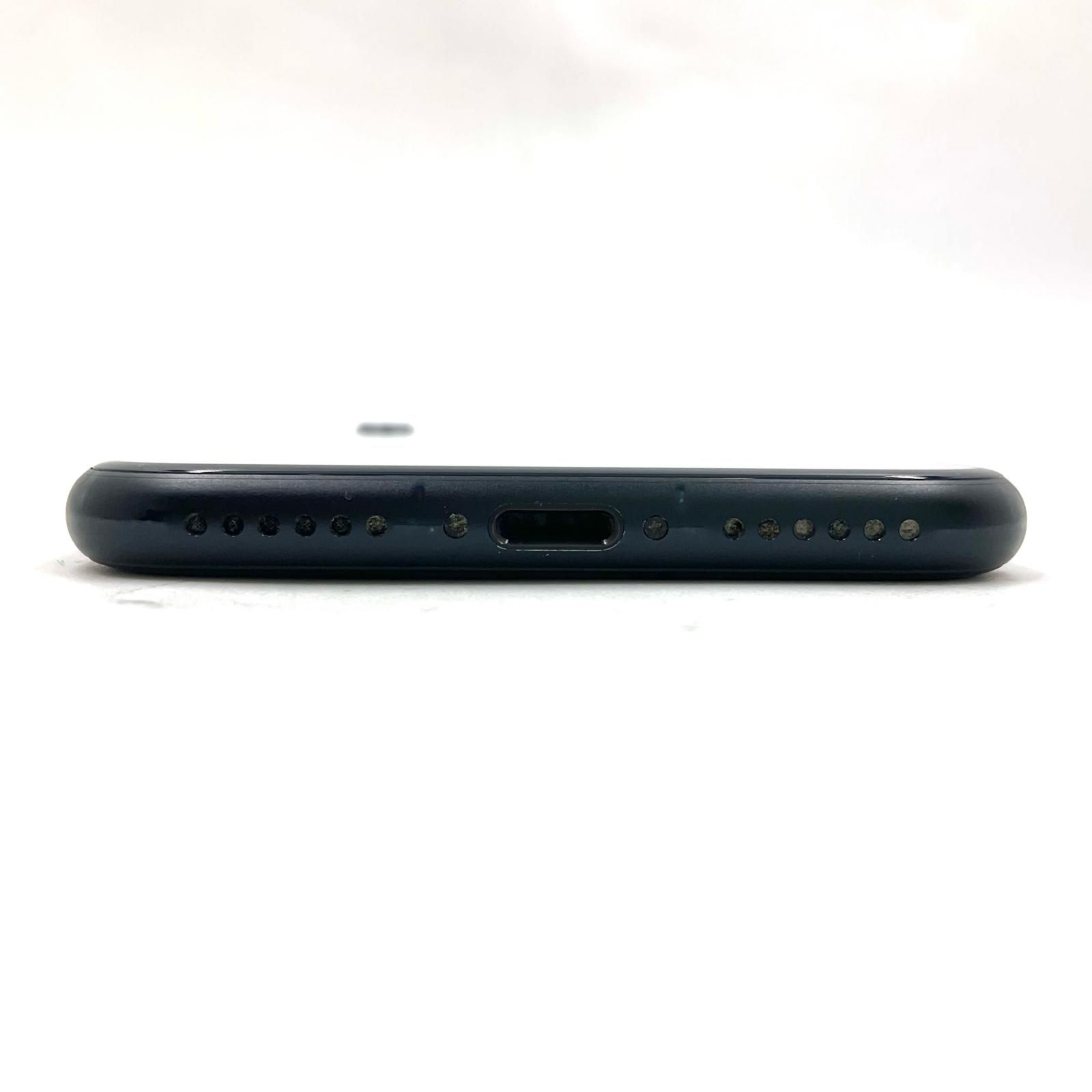 全額返金保証】【最速発送】Apple iPhone SE（第3世代） 64GB