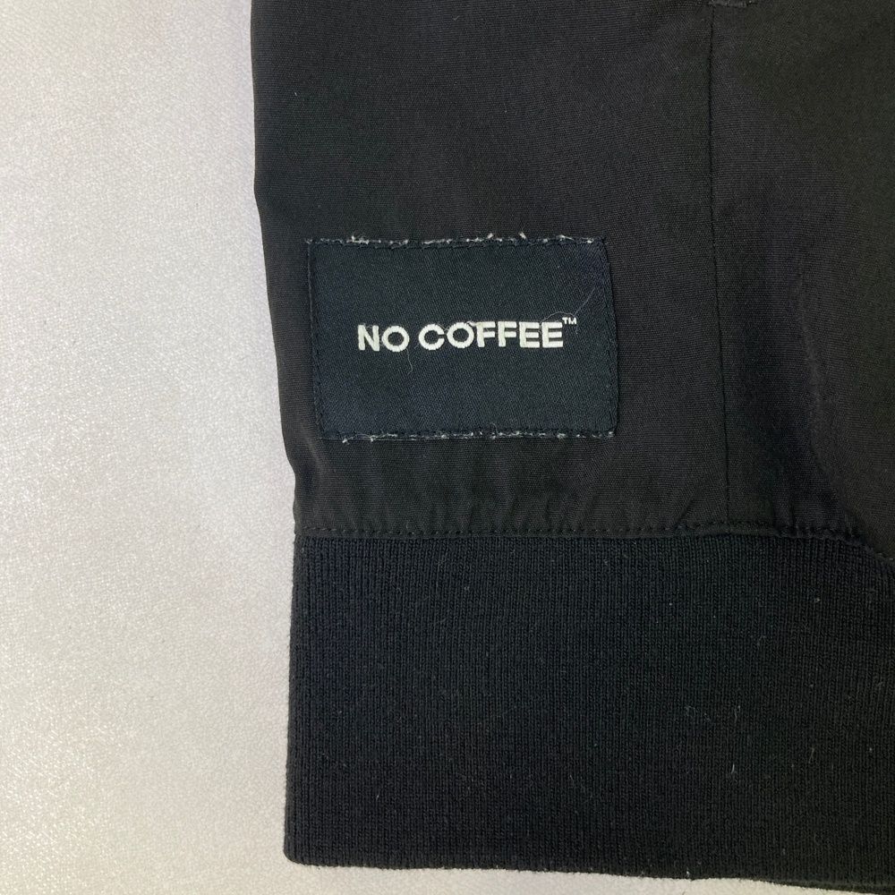 サイズ：L NO COFFEE ノーコーヒー  長袖ブルゾン  ブラック系 [240101500397] ゴルフウェア メンズ ストスト サイズ：L NO COFFEE ノーコーヒー 長袖ブルゾン ブラック系