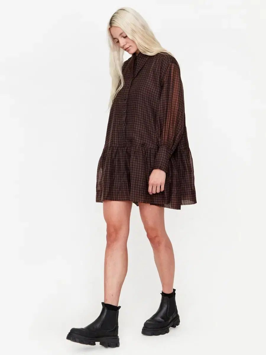 茶色 オーガンザ