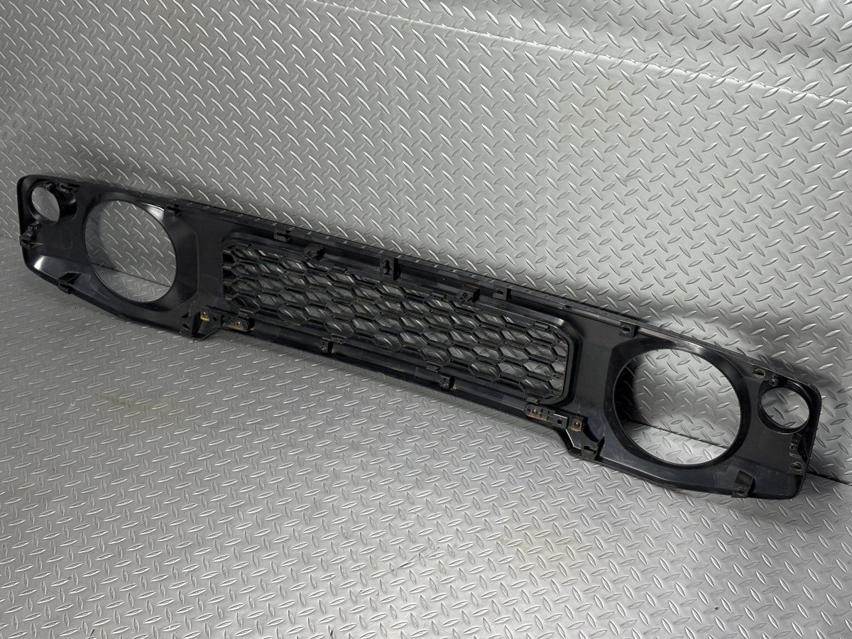 送料込み スズキ ジムニー JB64W JB74W フロントグリルマットブラック