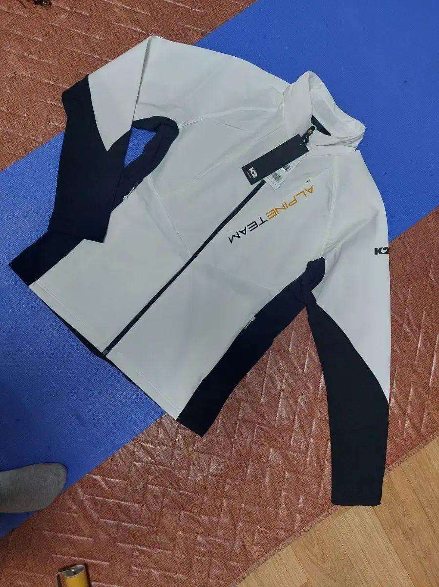 【雷市場（ポンジャン）商品韓国直送】 K2 スポーツジップアップ メンズ 110 乳房リターンの測定 57cm 測定値を確認するもの