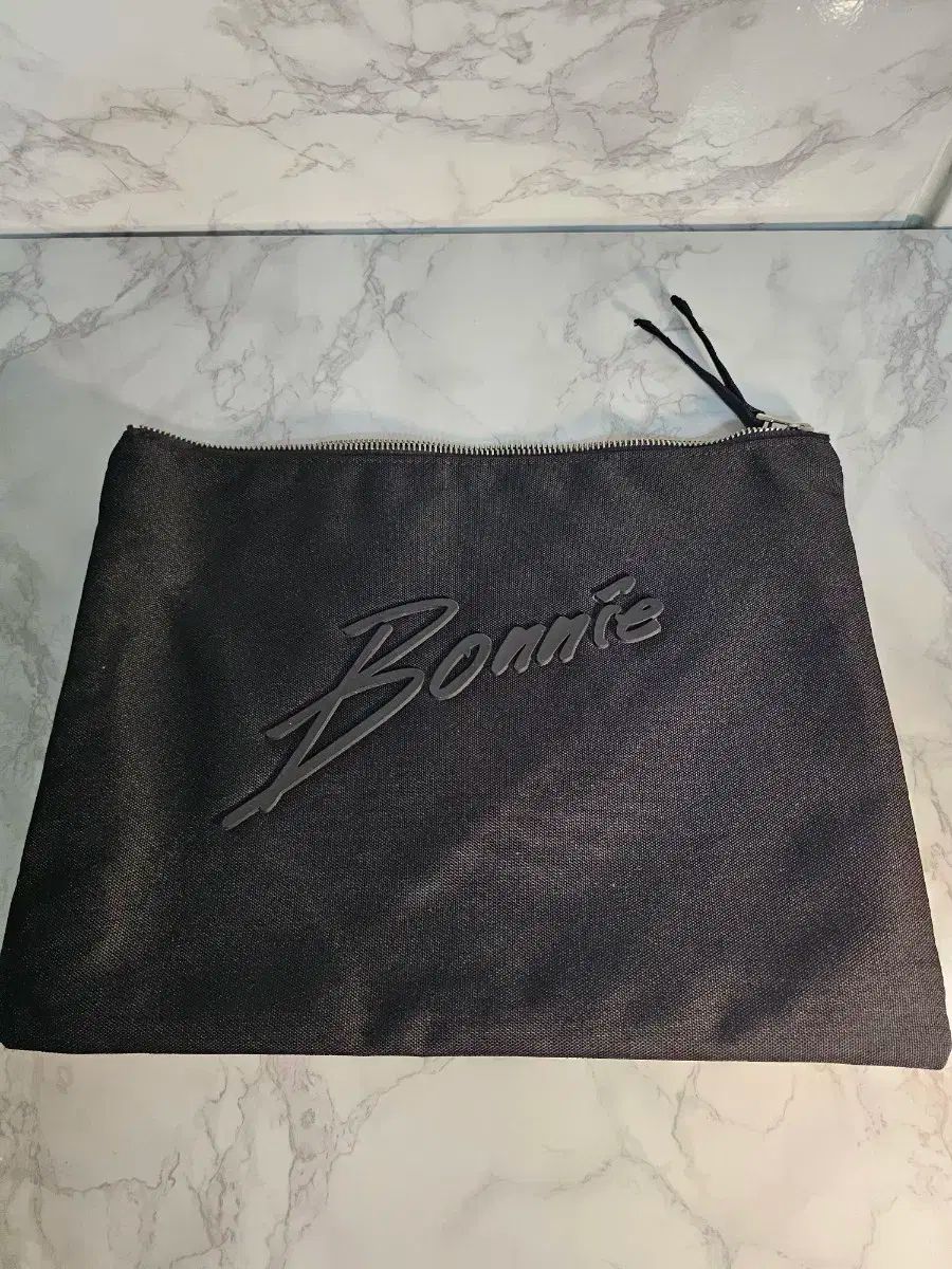 BEARDSLEY（ビアズリー）の「ぷっくり裏毛袖ボリュームカットソー（T