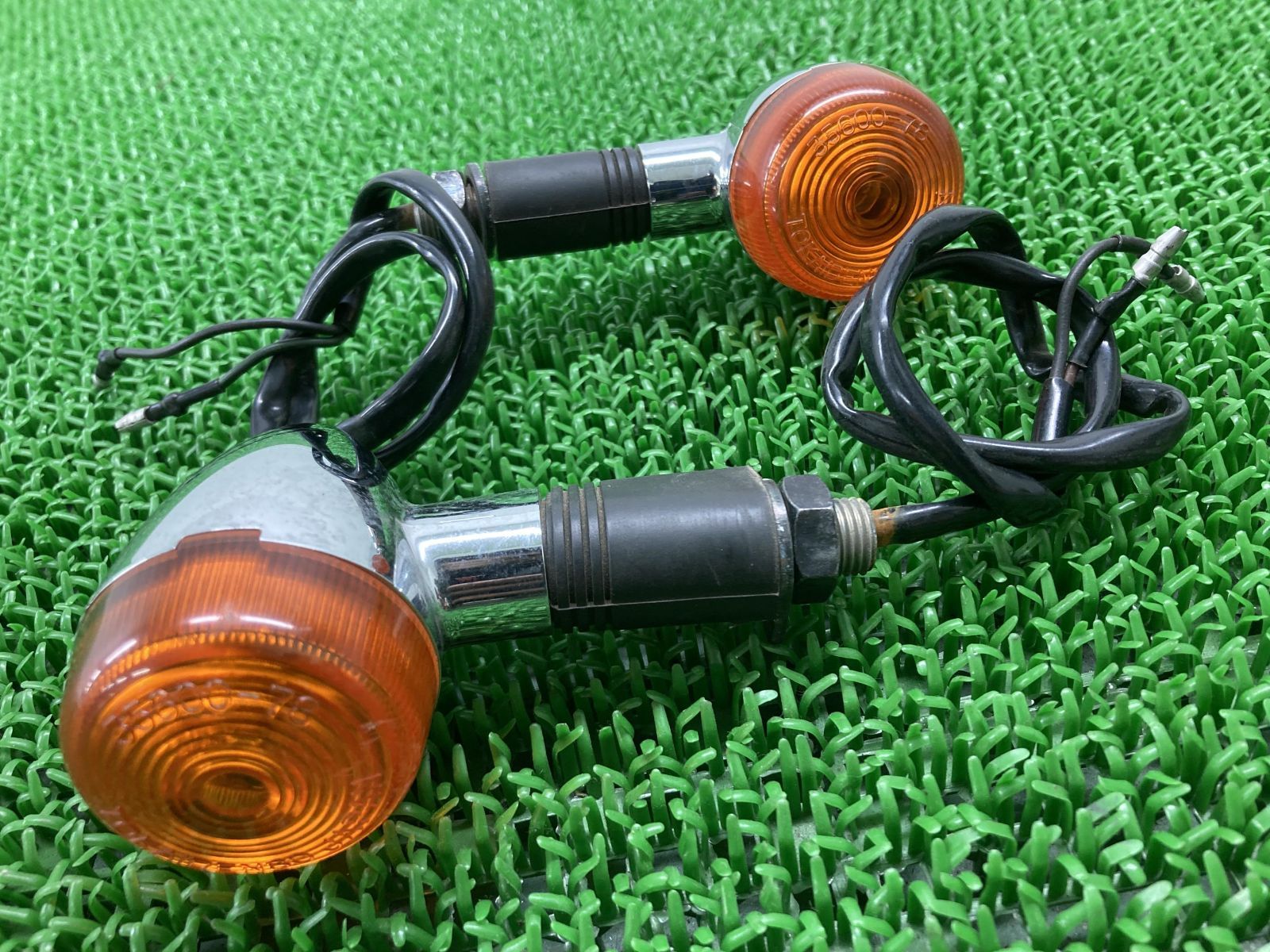 ドラッグスター400 リアウインカー 左右 35600-78 ヤマハ 純正 中古 バイク 部品 4TR VH01J 割れ欠け無し 品薄 希少品 車検 Genuine