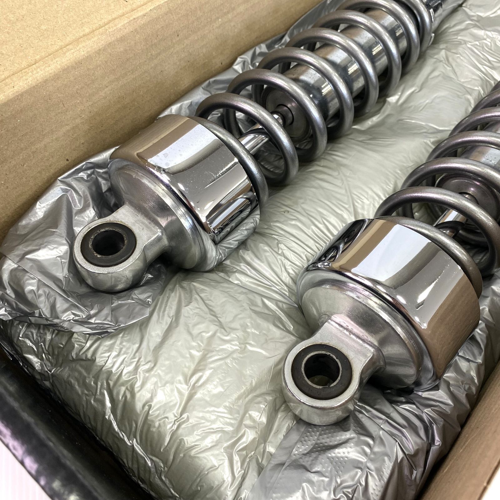 中古品】OHLINS Shock Absorber Honda CB1100 Black spring