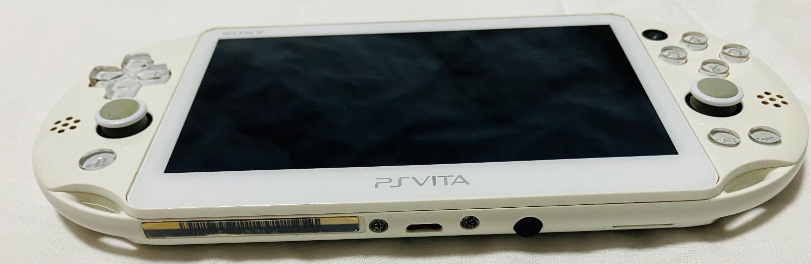 SONY PlayStation®Vita（PCH-2000シリーズ） Wi-Fiモデル