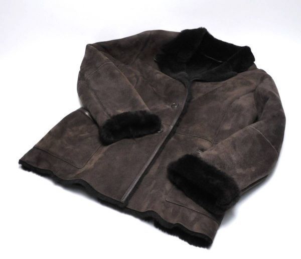 ☆【極美品】 アクアスキュータム Aquascutum 羊革高級ムートン
