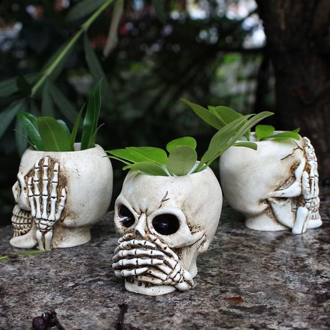 スカル型 プランター ／ 植木鉢