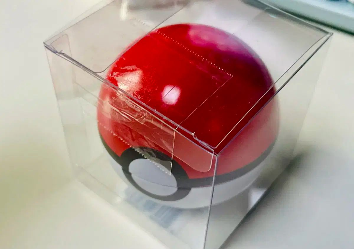 ポケットモンスター 釜山 ポップアップストア 火災 フリーザ 雷 ピンバッジ