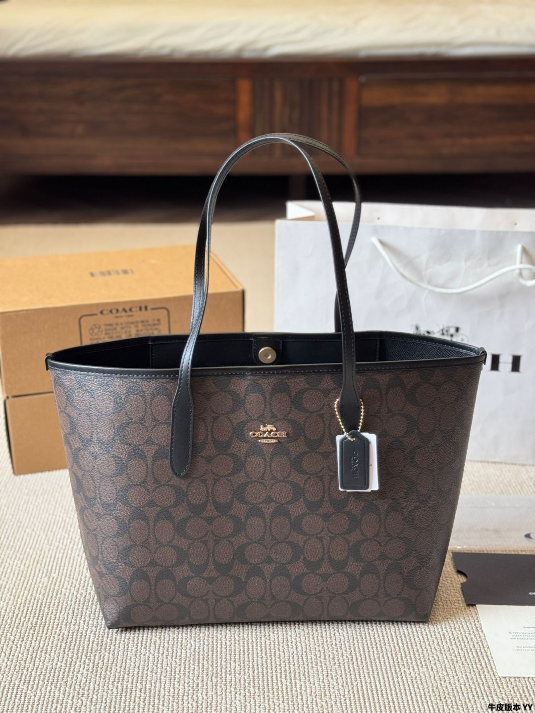 コーチ　レザートート　お値下げ中‼️ 今日特価】Coach City Tote コーチ シティ トートバッグ-WTO輸入