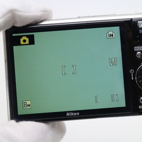 美品 COOLPIX S51 グロスシルバー 即日発送 Nikon デジカメ