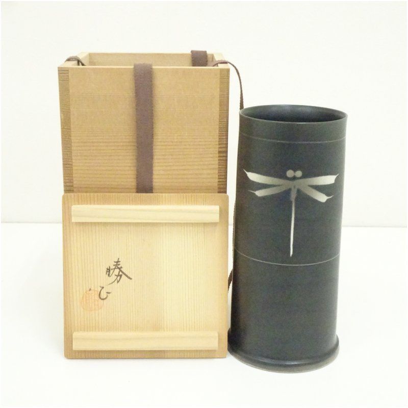 【超お得】七色の虹★ボヘミア クリスタルガラス 豪華な花瓶★ハンドカット ⭐️超お得⭐️七色の虹☆ボヘミア クリスタルガラス 豪華な花瓶