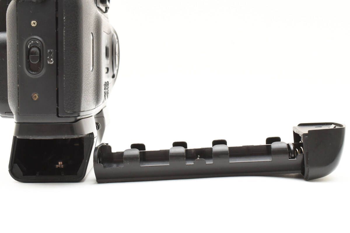 ☆実用品☆ ニコン Nikon F80D ボディ 一眼レフ MB-16 付属 #811A11