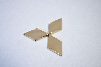 マーク CV5W デリカD5 ゴールドエンブレムリア3点SET