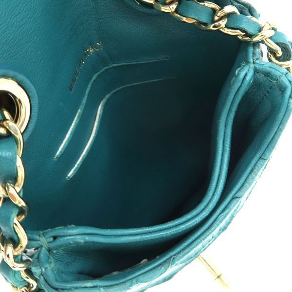 シャネル チェーンフォンホルダー