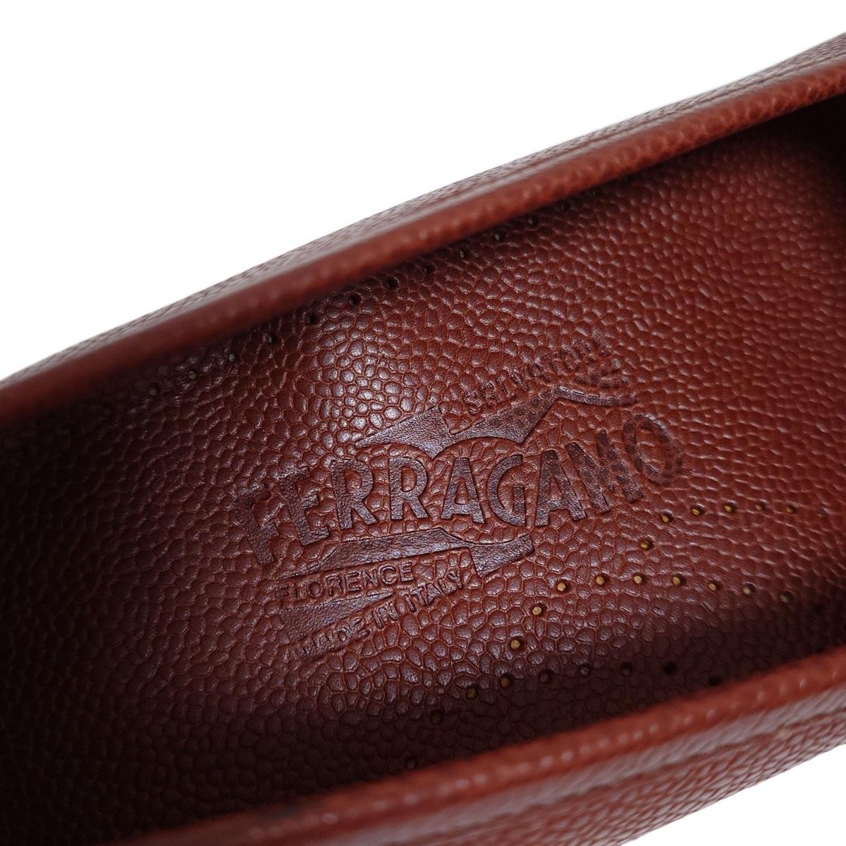 Salvatore Ferragamo（アンサンブル）のフリマアイテム一覧