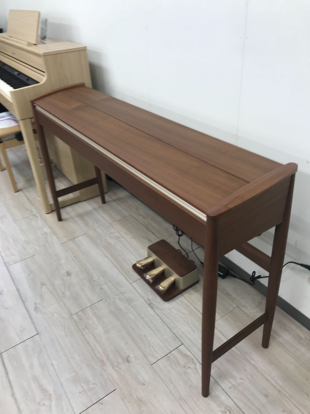 ★71321【電子ピアノ】ROLAND　KF10　19年製 ☆71321【電子ピアノ】ROLAND KF10 19年製 - メルカリ