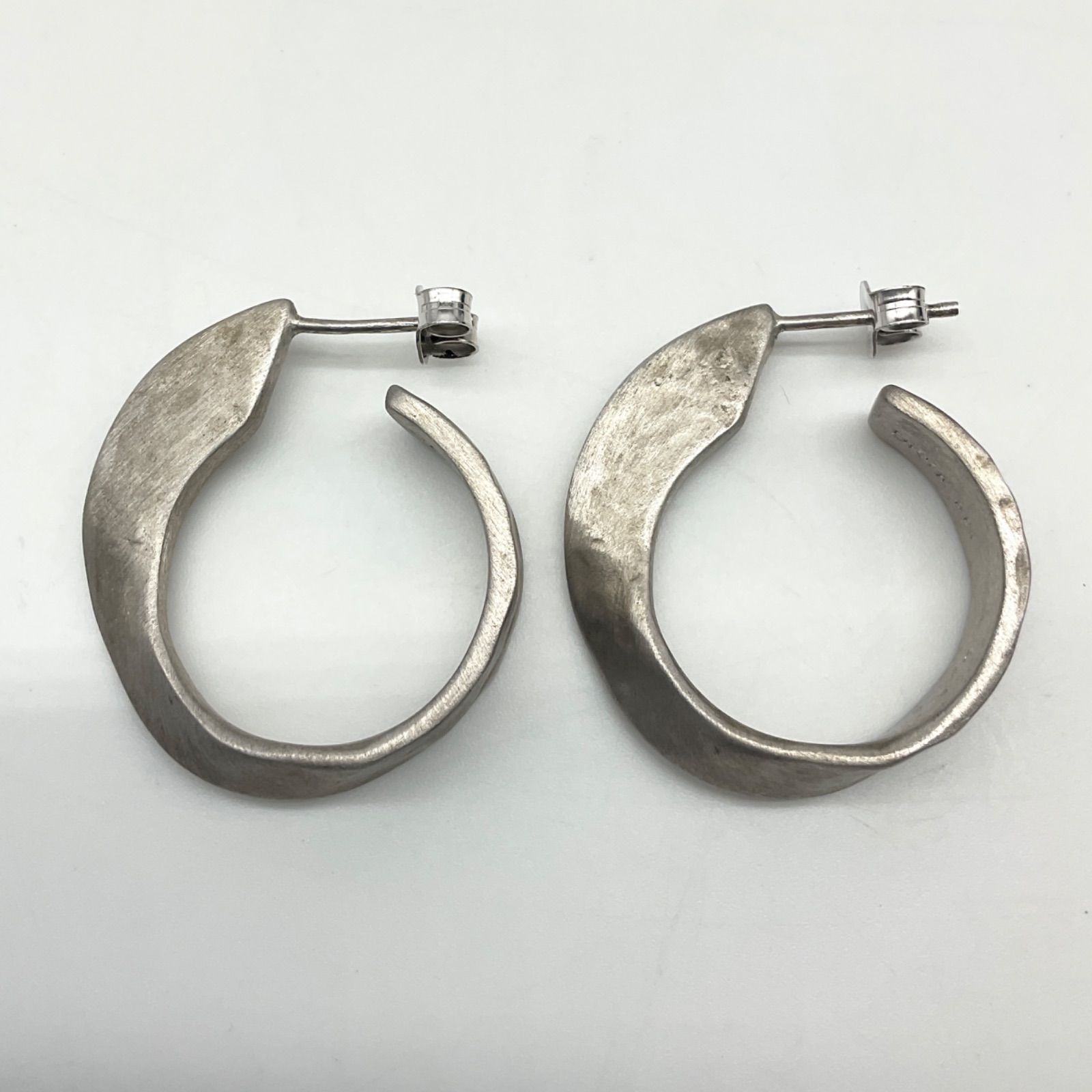 BLANC IRIS ブランイリス マットシルバー ピアス 両耳用 SV925