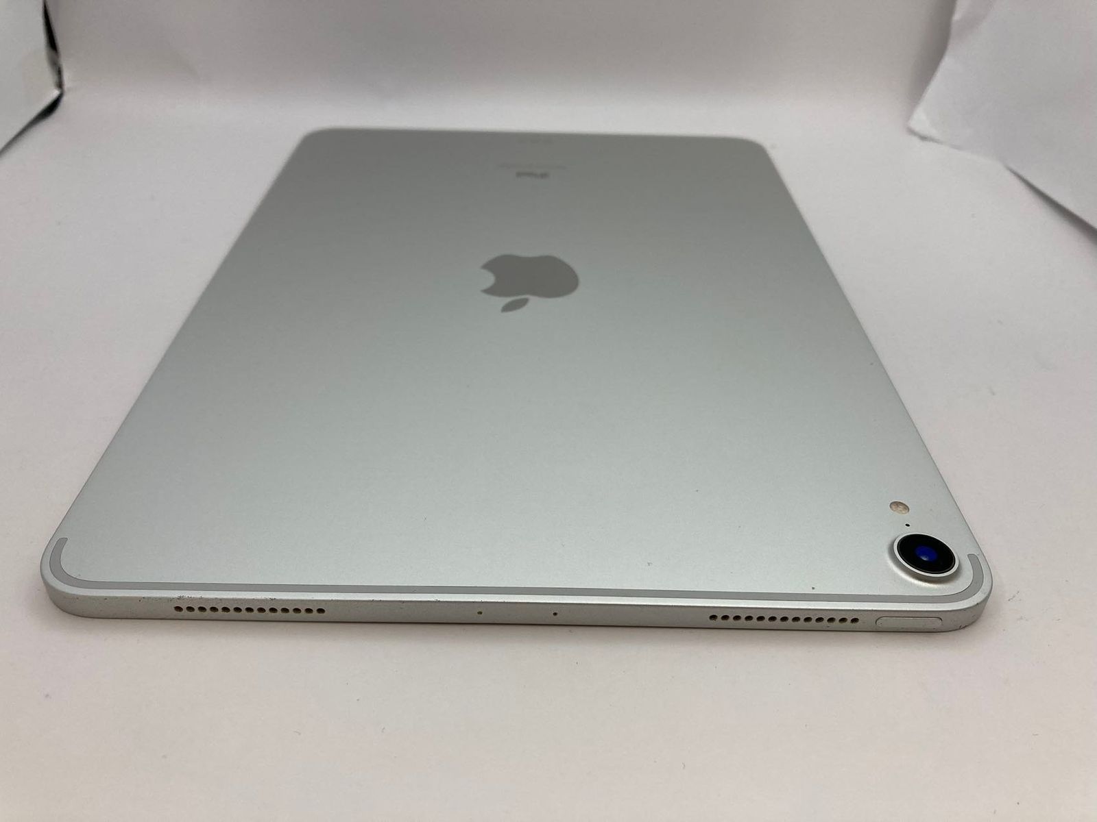 iPad Pro 11インチ 第1世代 64GB シルバー - Wi-Fiモデル、充電