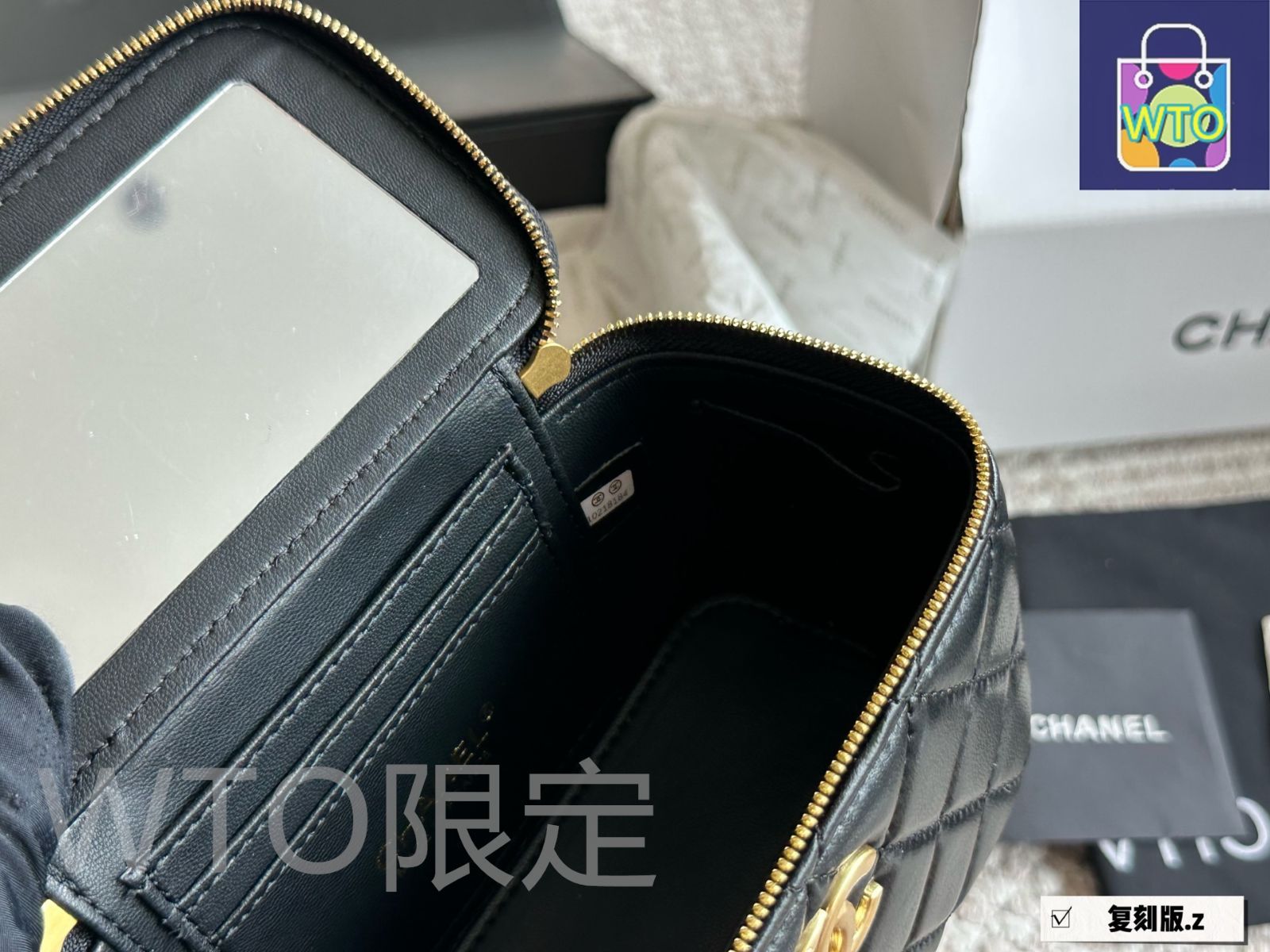 【上品なデザイン/コンパクトに持ち歩く♪】シャネル バッグ シャネルのミニバッグ: スタイルの一部 | TikTok