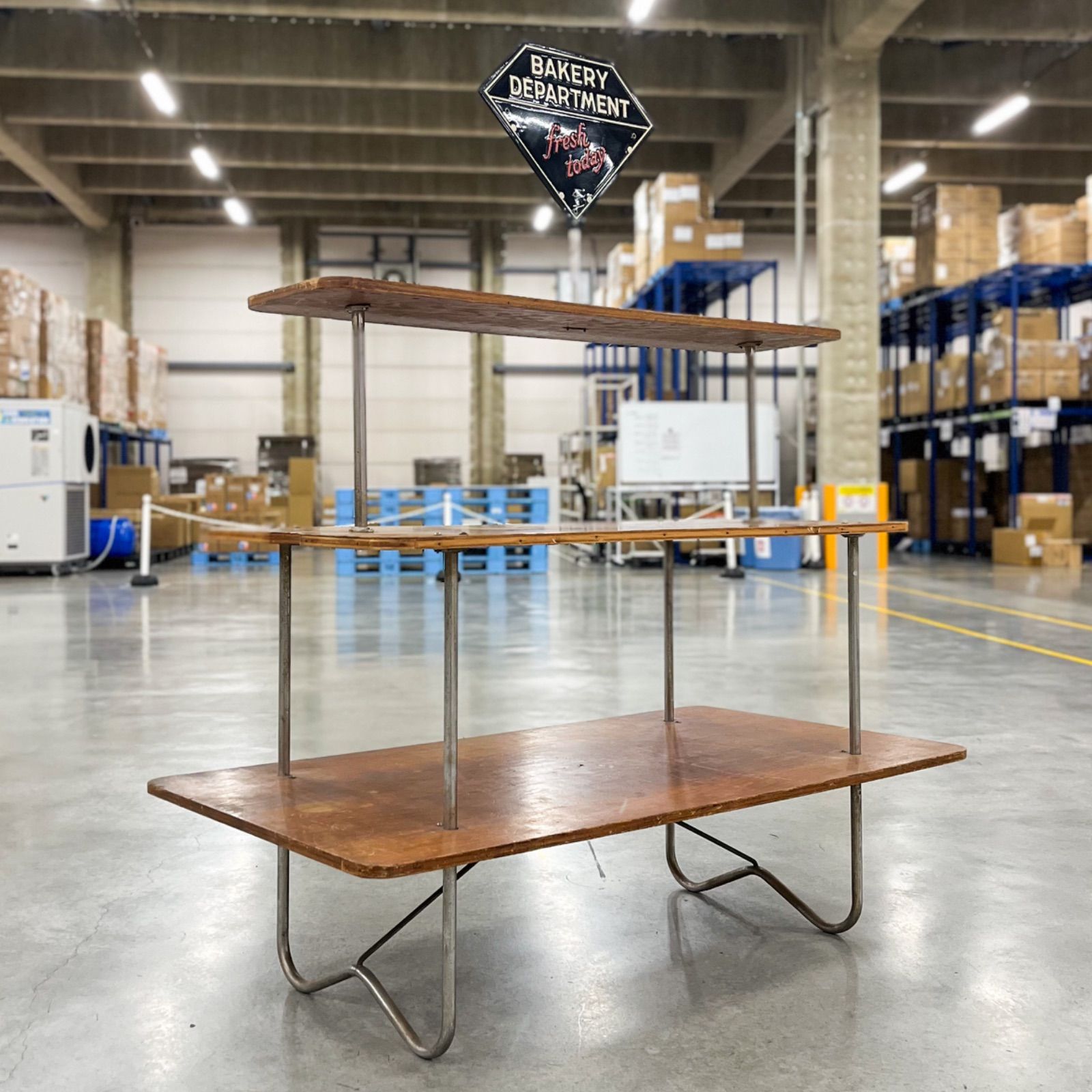 Vintage Three Steps Table ビンテージ 陳列台 店舗什器 ３段