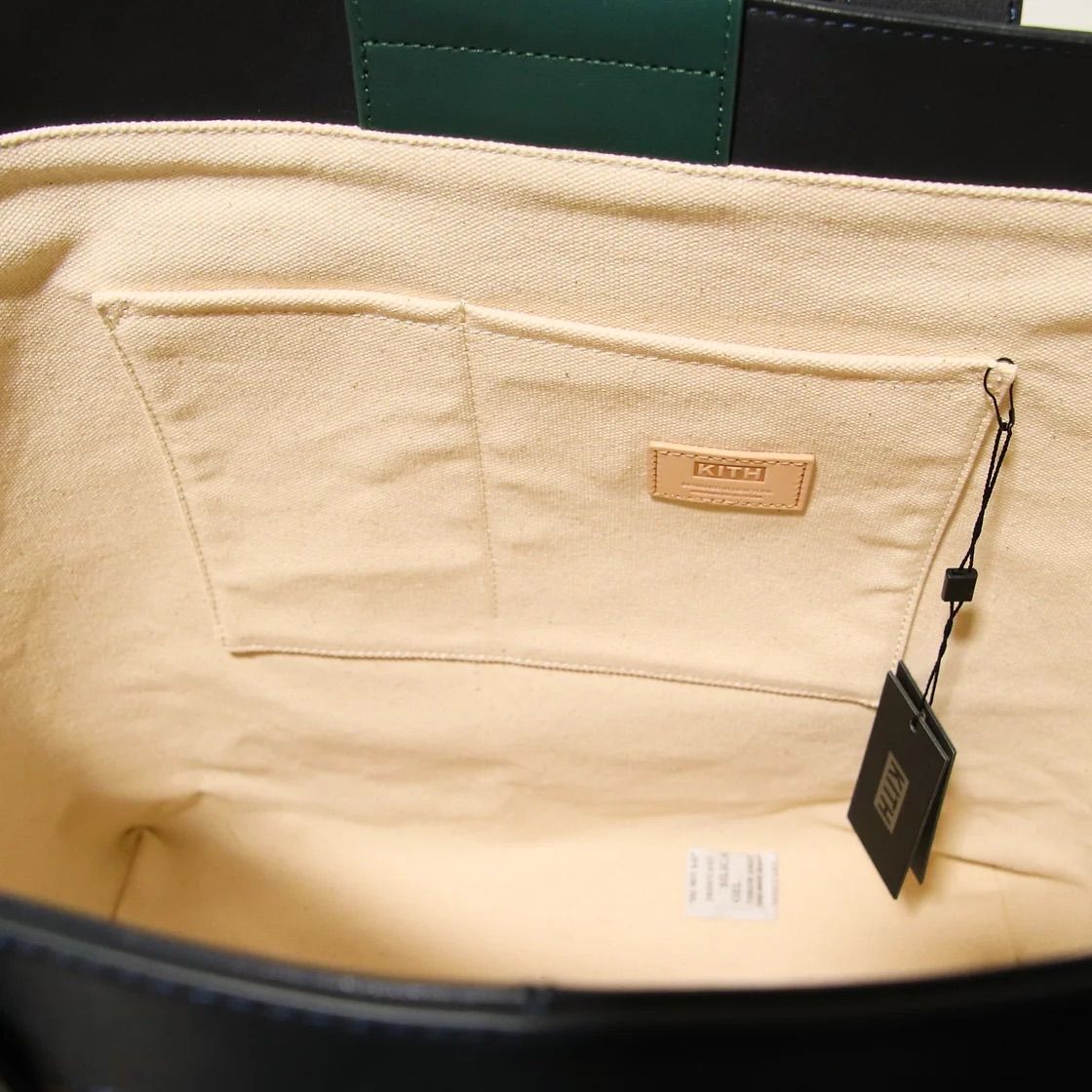 KITH / Raffia Tote Chia - メルカリ