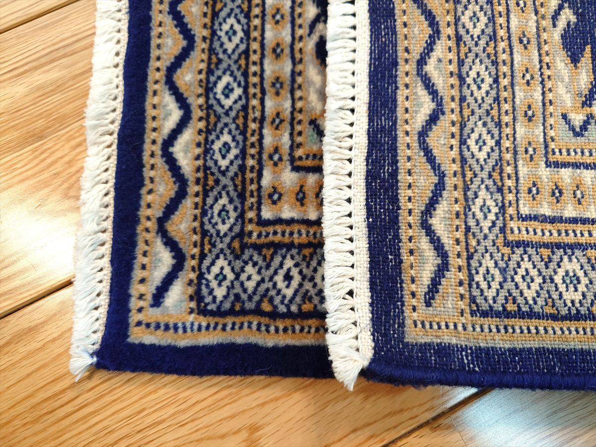 77x45cm