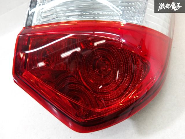 割れ無し!!】トヨタ 純正 KSP130 ヴィッツ 後期 テール テールライト