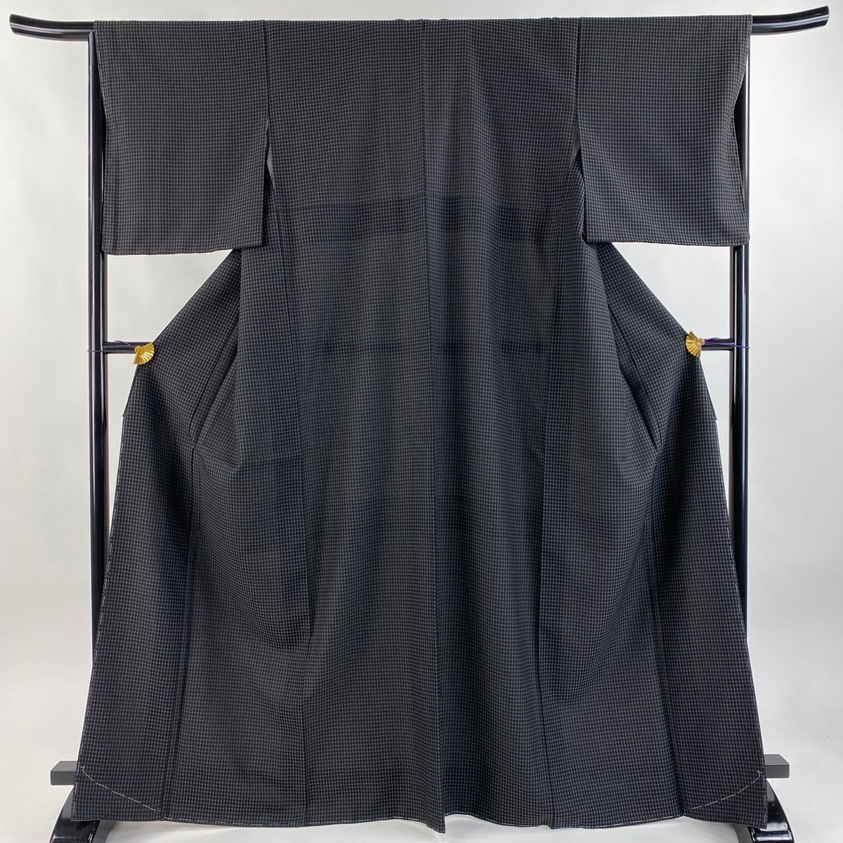 お召 身丈168cm 裄丈66cm M 袷 落款 証紙 幾何学模様 黒 正絹