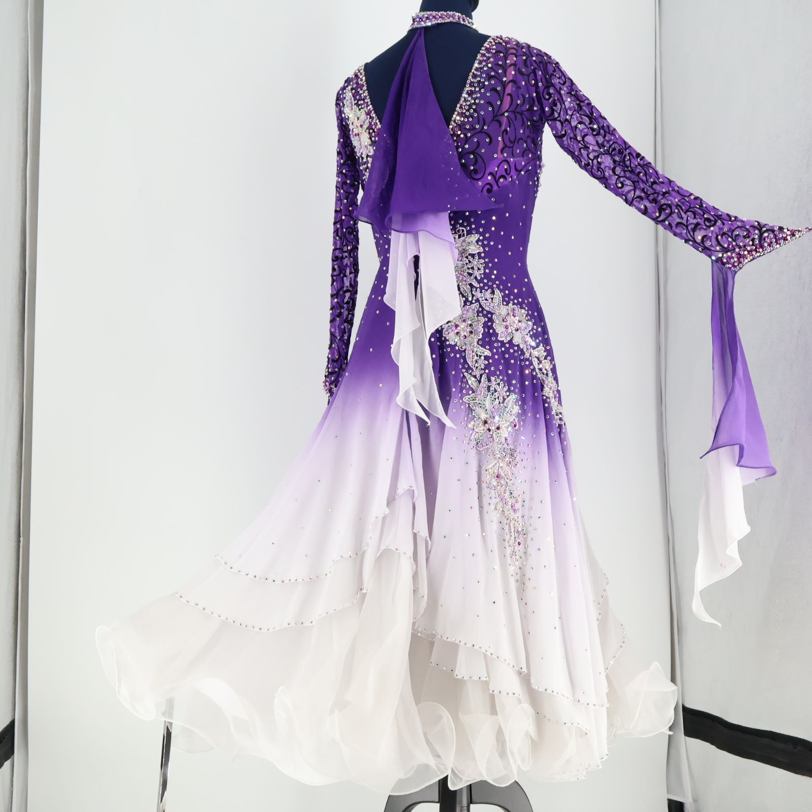 新品 社交ダンス衣装 パーティードレス レッスン着 高級仕様 ドット