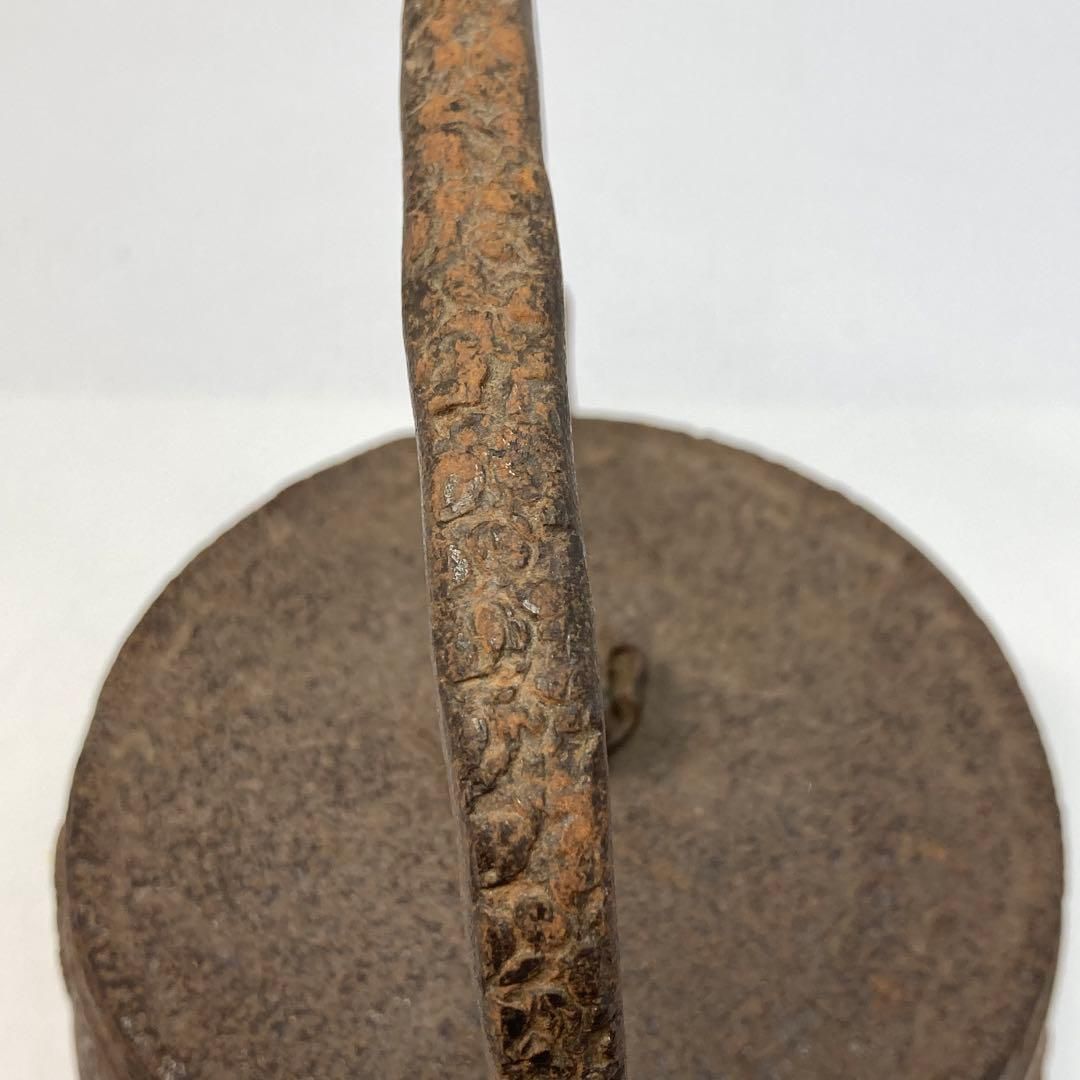 三巌堂 在銘 松葉紋 鉄瓶 1806g 東な6-0512 WWW_IBETON_RU