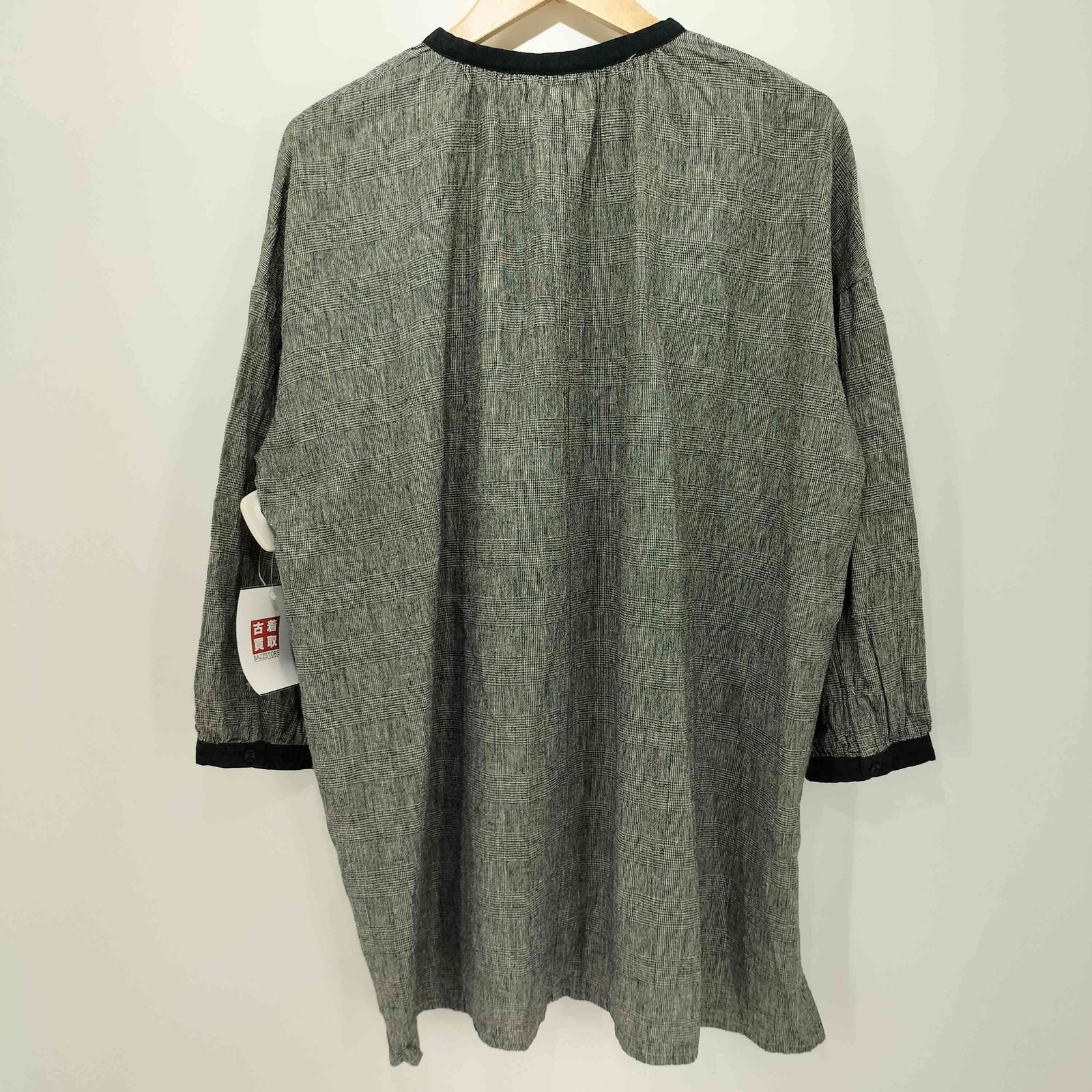 USED古着(ユーズドフルギ) {{120％lino}} ピンタック プリーツ リネン ブラウス レディー 中古 古着 0723 ユーズドフルギ USED古着 リネンコットンプルオーバー