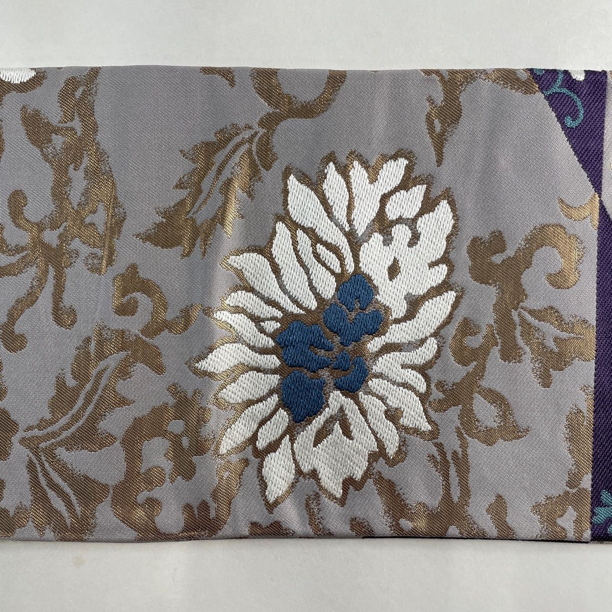 名古屋帯 鉄線花 黒地 金彩 着物 044a d 創作着物と帯の専門店