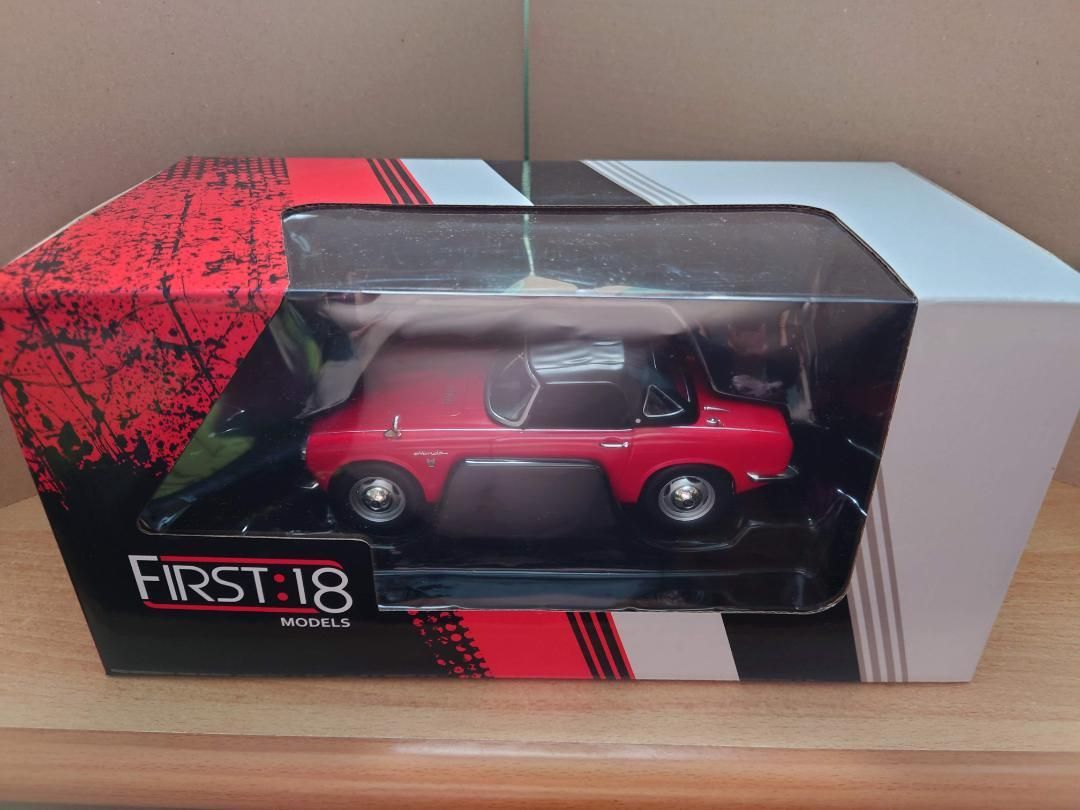 1/18ホンダS800 幌付 レッド FIRST製 ダイキャスト製ミニカー 1/18ホンダS800 幌付 レッド FIRST製 ダイキャスト製ミニカーの