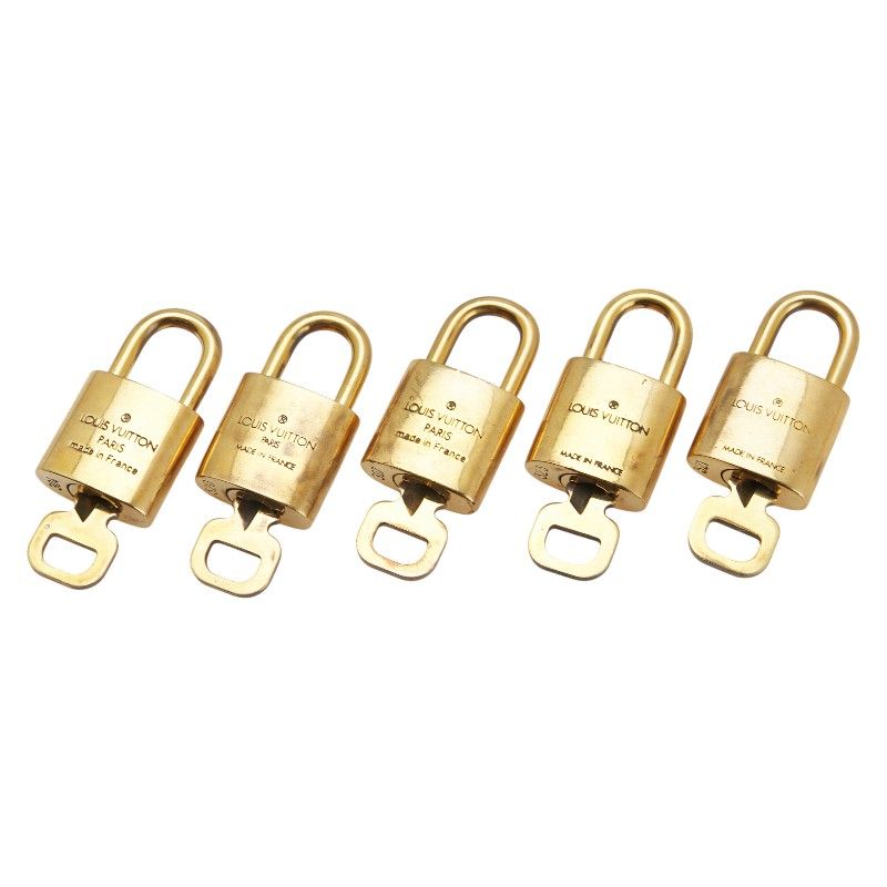 ヴィトン カデナ