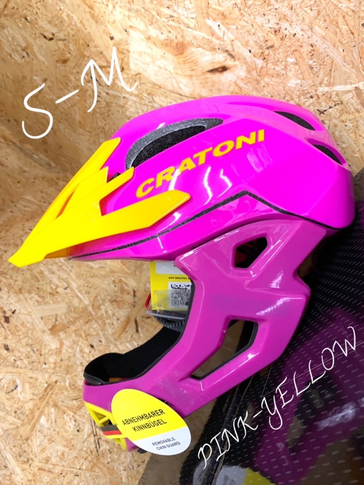 セール価格‼︎ CRATONI キッズ ヘルメット S-M(52-56) - 11/3.4.5 ...
