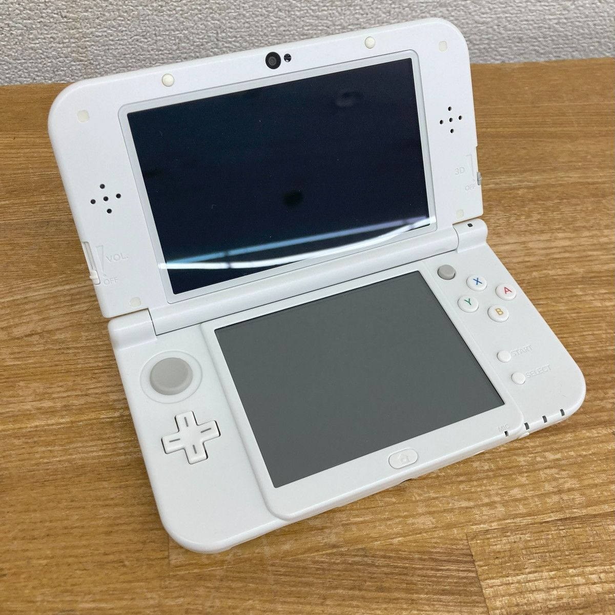 3DSLL RED-001 new Nintendo パールホワイト ゲーム機