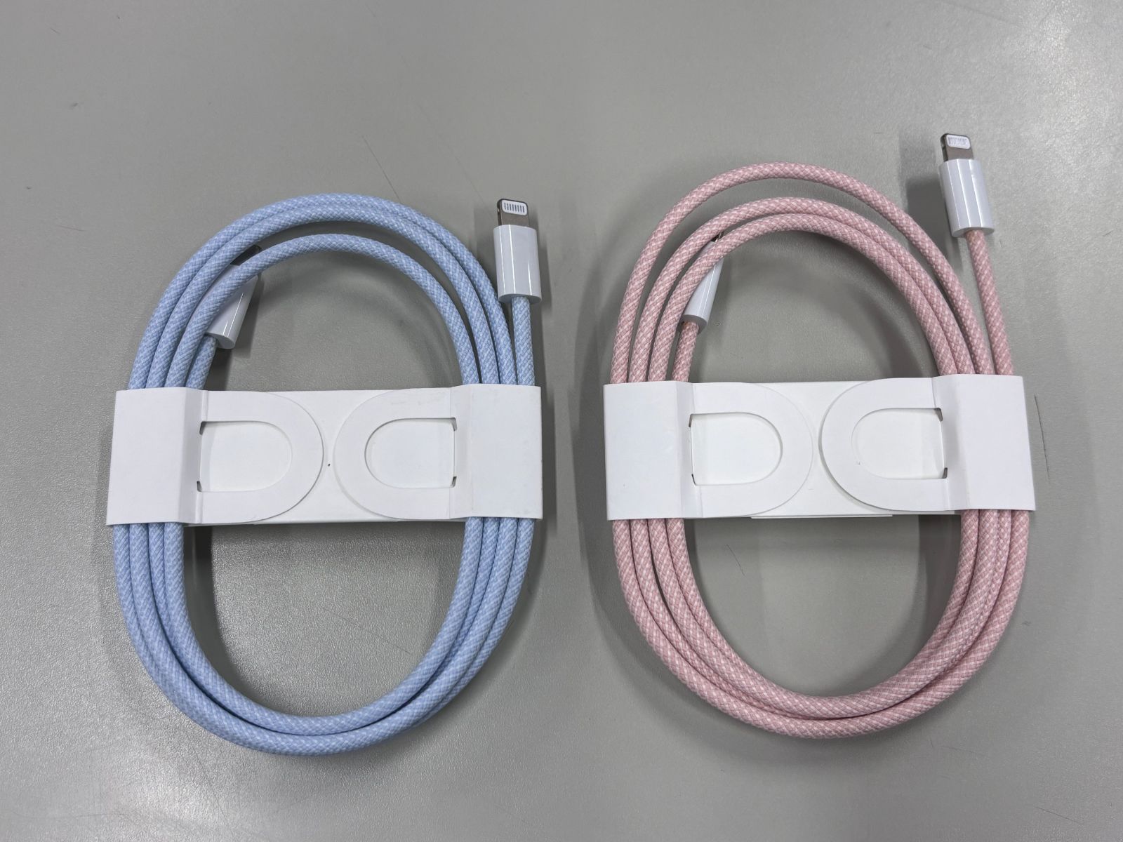新品 アップル純正品 編み込み式USB-C充電ケーブルLightningケーブル