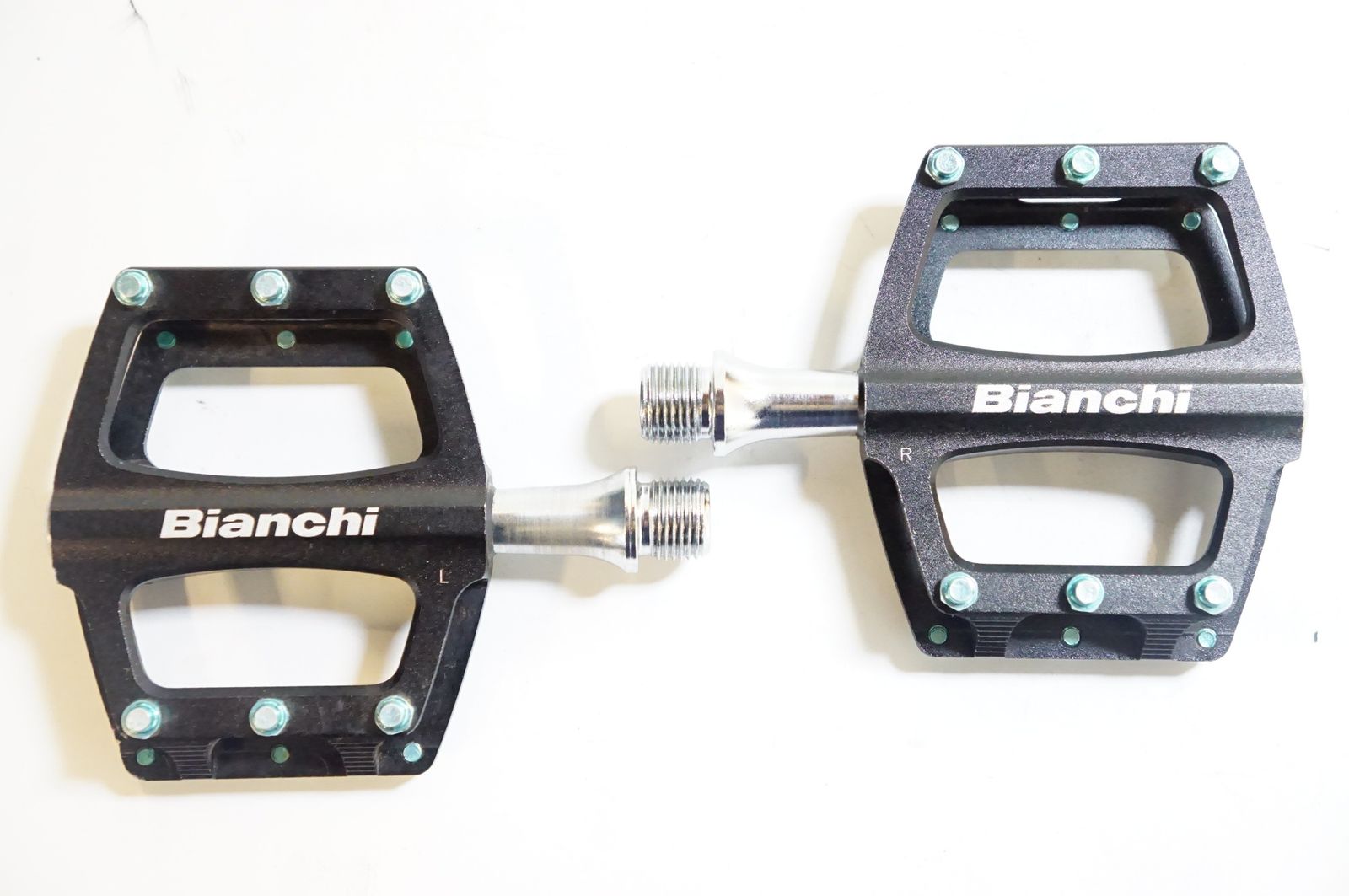 BIANCHI 「ビアンキ」 CNC ペダル / バイチャリ熊谷店 BIANCHI