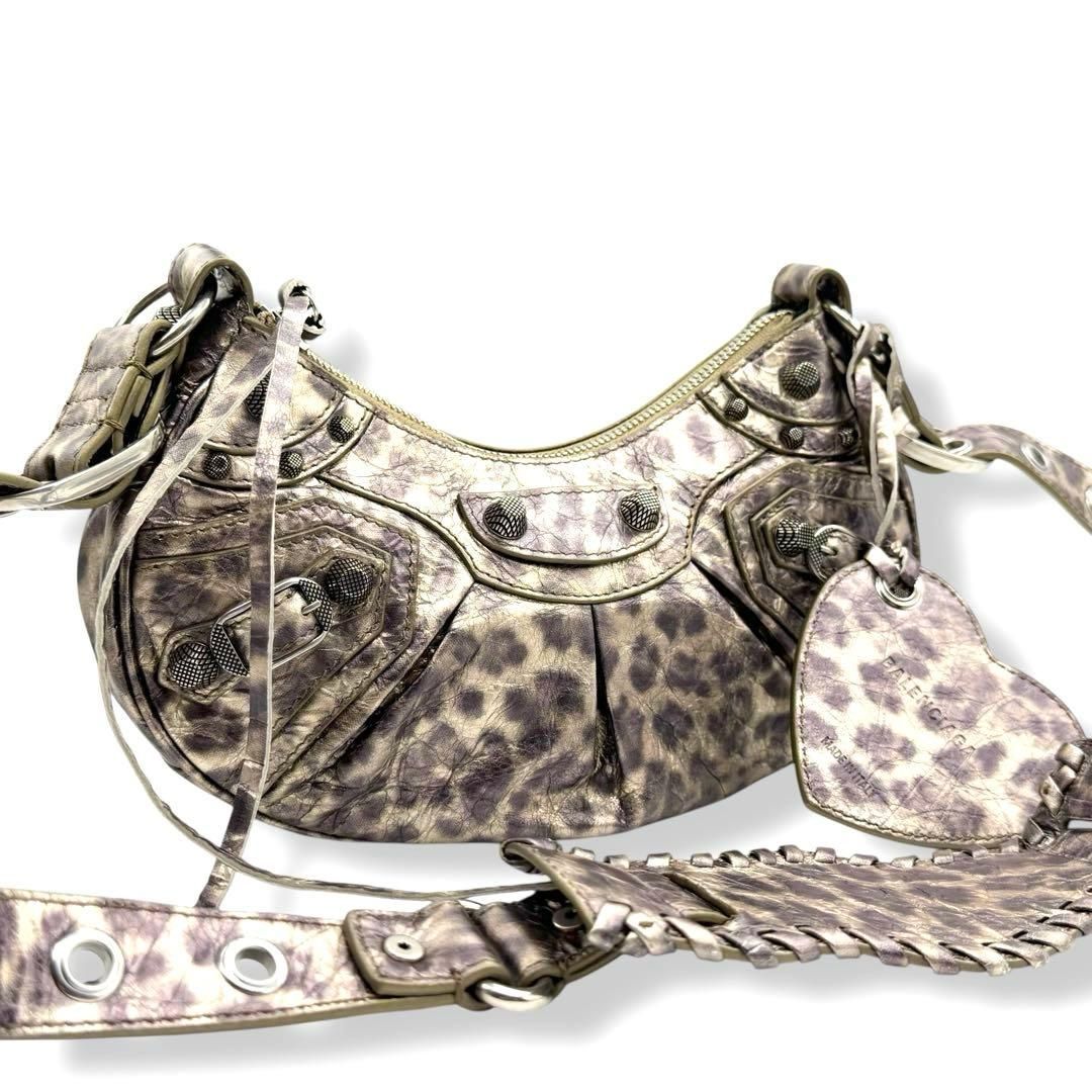 新品同様　バレンシアガ　ルカゴールXS ショルダーバッグ　レオパード　3438 新品同様 バレンシアガ ルカゴールXS ショルダーバッグ レオパード