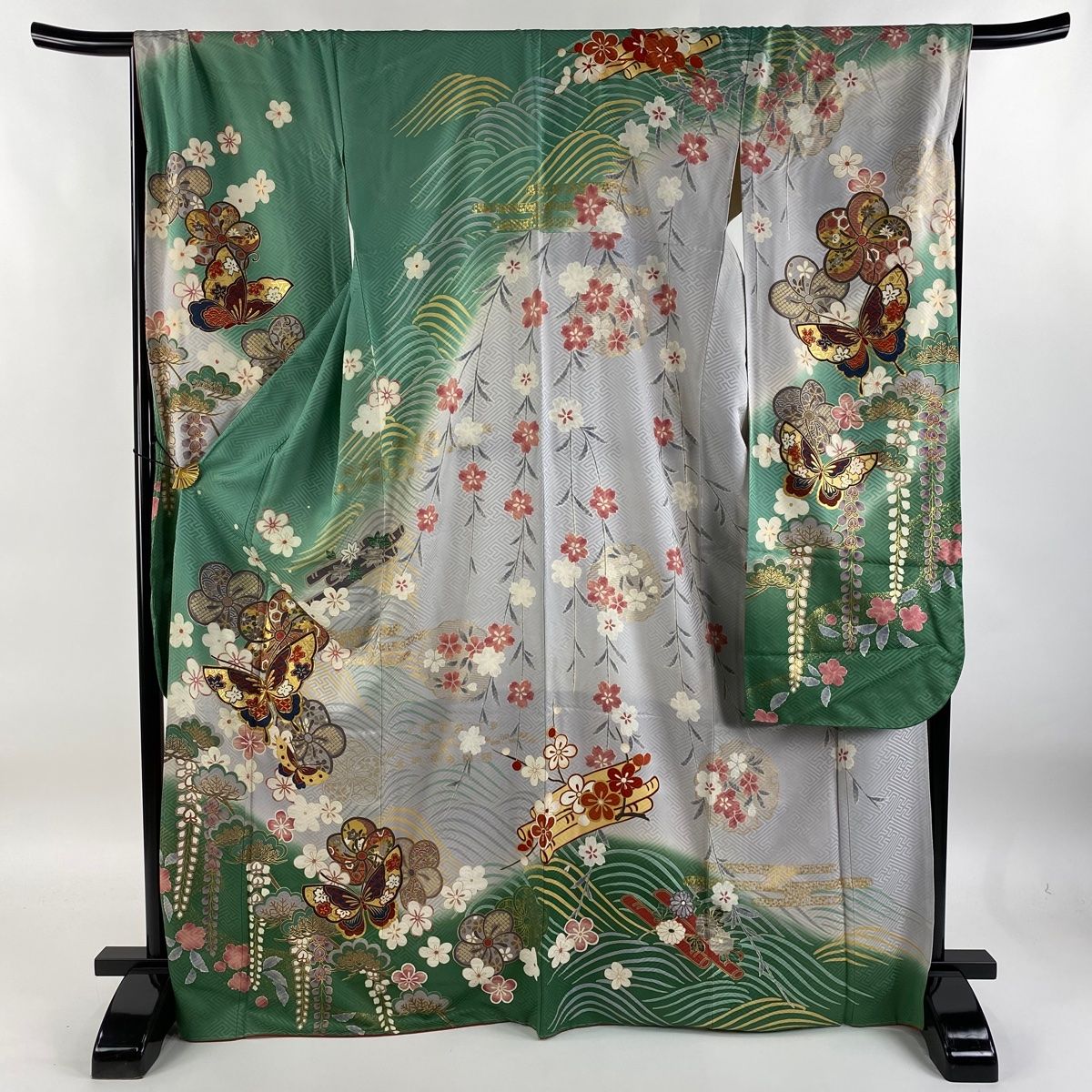 振袖 身丈169cm 裄丈68.5cm L 袷 蝶 松梅 金糸 金彩 薄緑 正絹